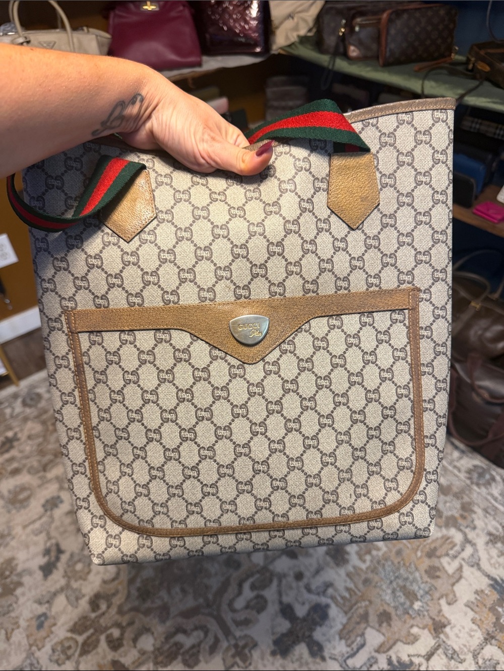 Gucci Beige GG Supreme Canvas Tote with Green-Red Web Straps